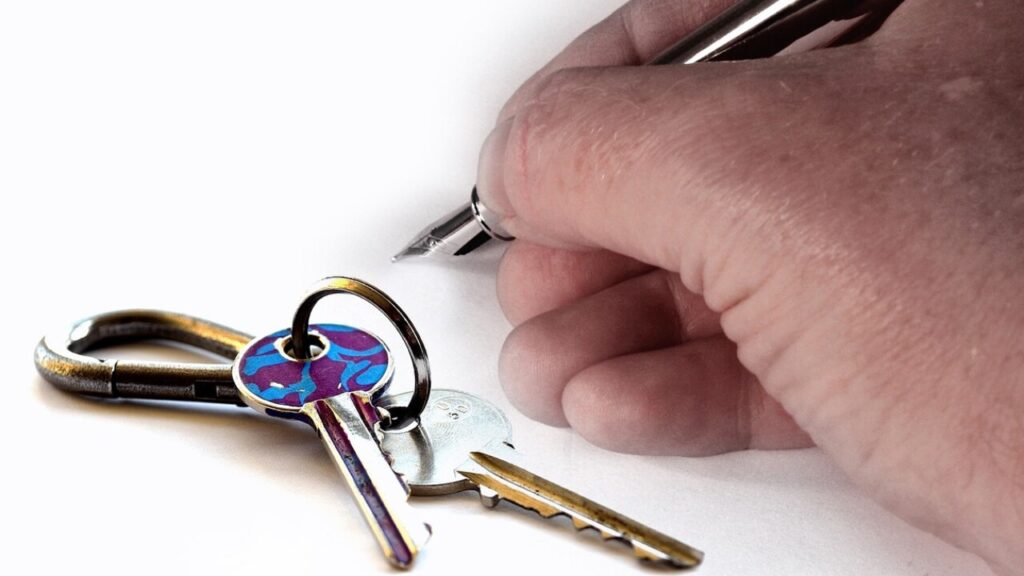 Download room rental contract template in PDF for free