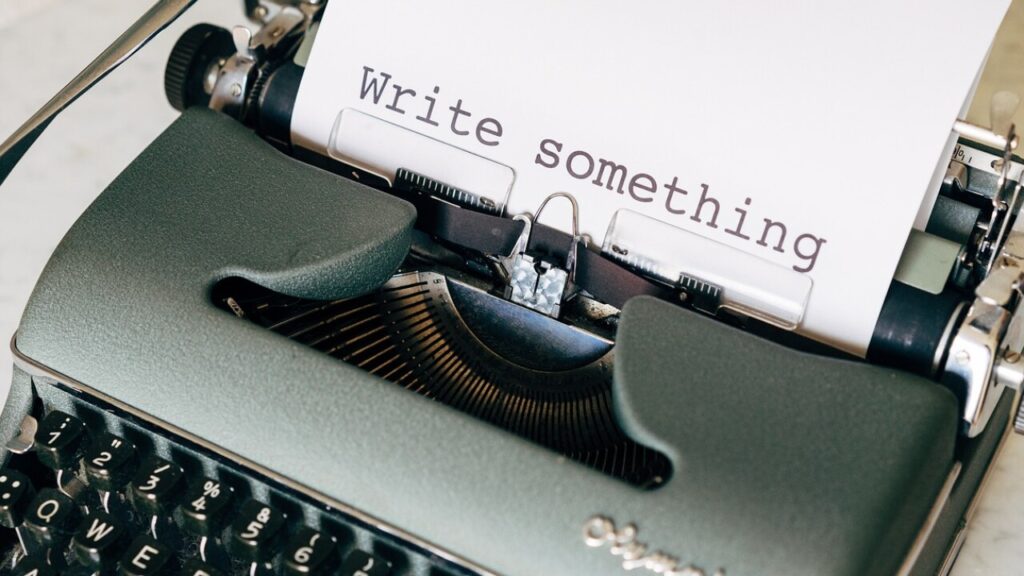 Download persuasive essay template in PDF for free