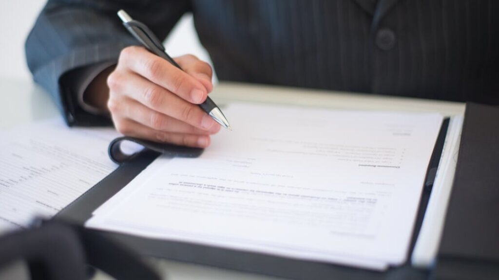 Download client satisfaction survey template in PDF for free