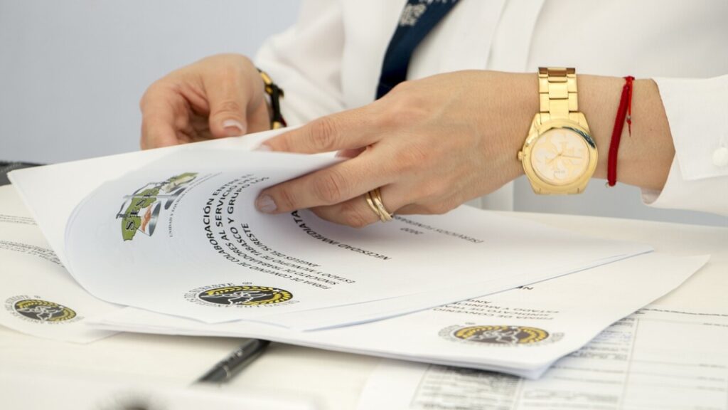 Download HOA meeting minutes template in PDF for free