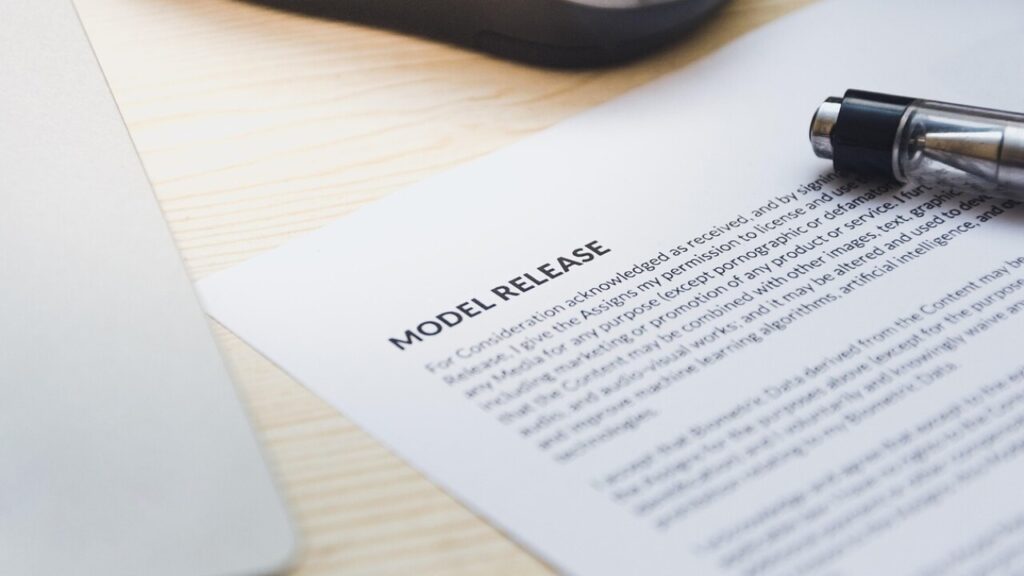 Download Haslam resume template in PDF for free